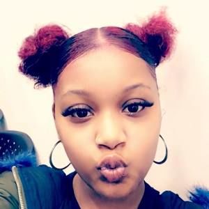 Meet your Posher, Maggie